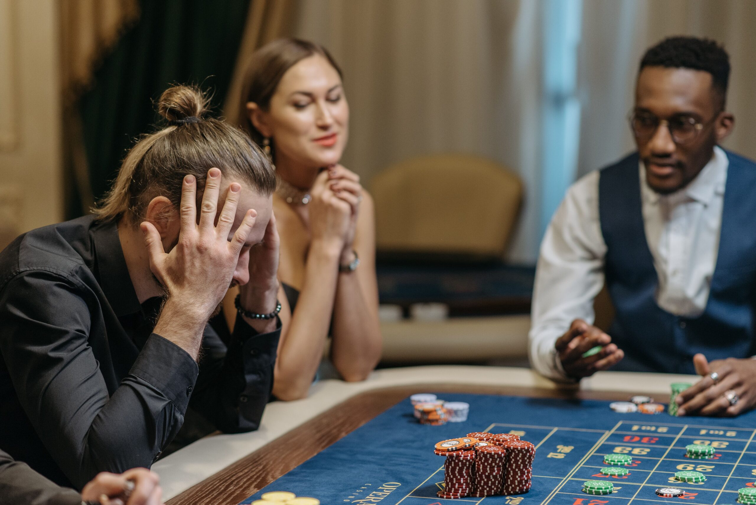 ¿Cómo dejar de apostar cuando no puedes controlar el impulso?